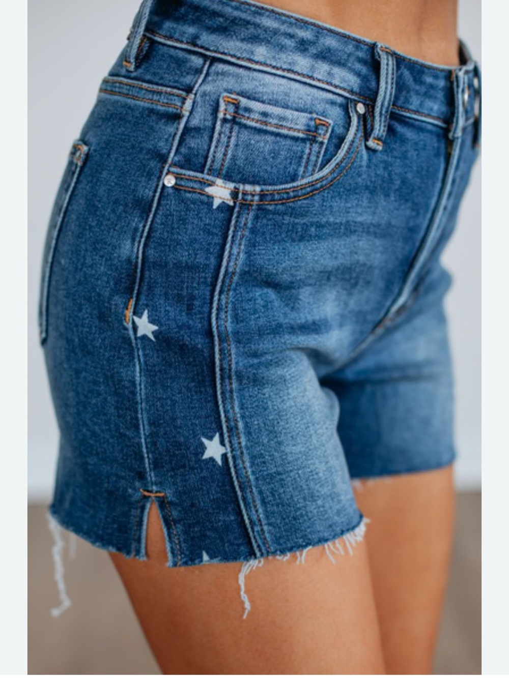 C50- XL Denim Star-Print High-Rise Wild oak boutique by Risen Jeans